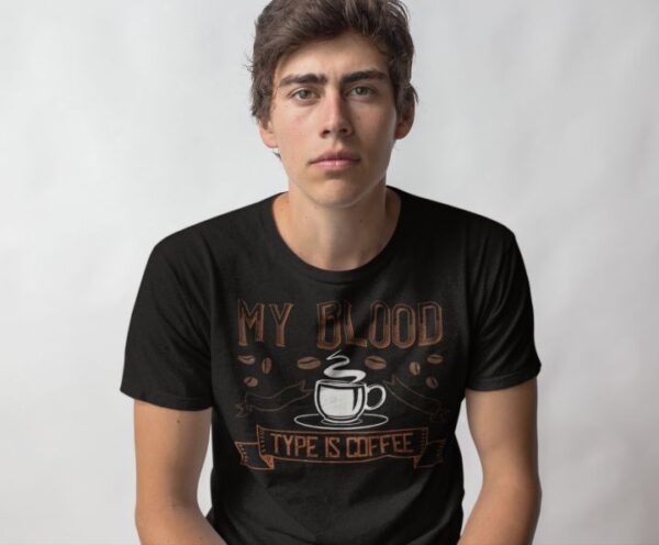 Tricou personalizat - My blood type is coffee